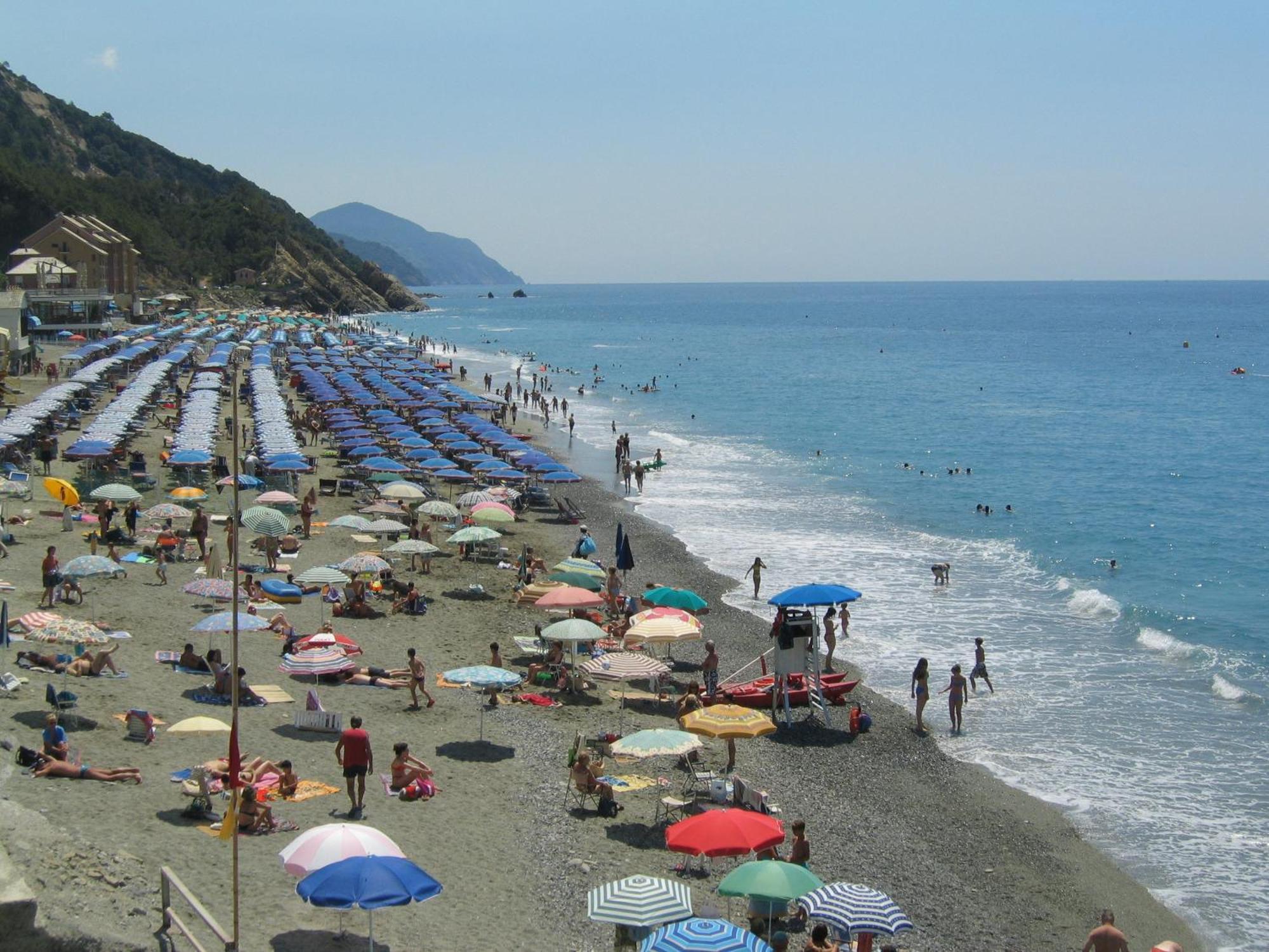 Residence Hotel Kriss Deiva Marina Exterior photo