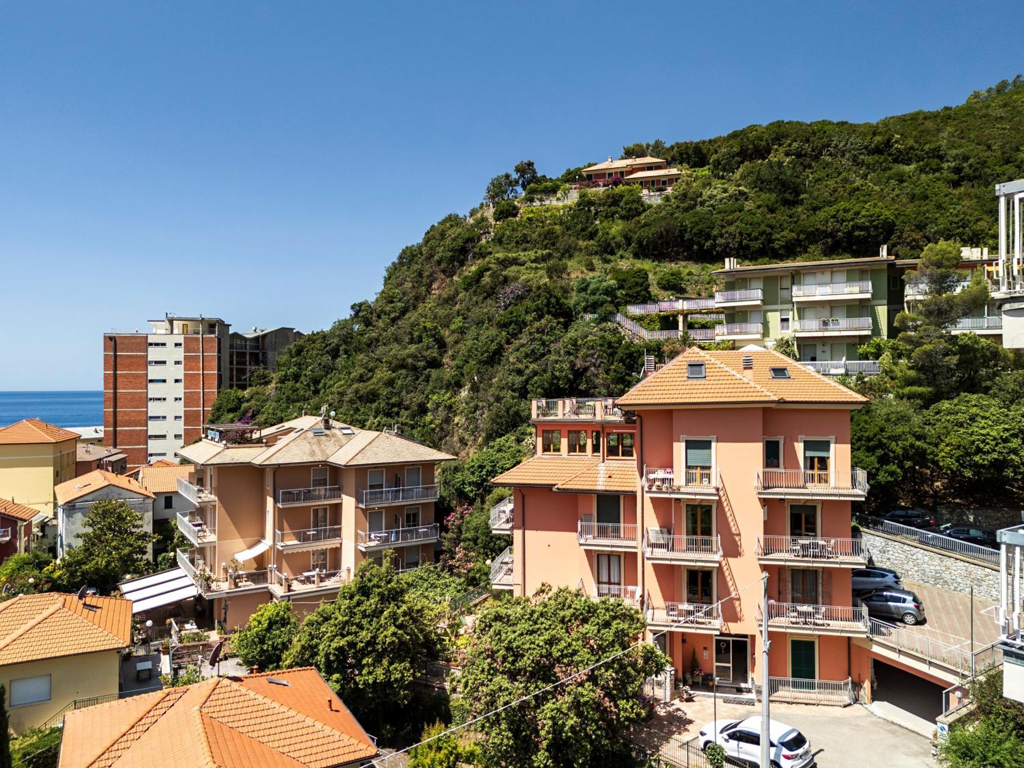 Residence Hotel Kriss Deiva Marina Exterior photo