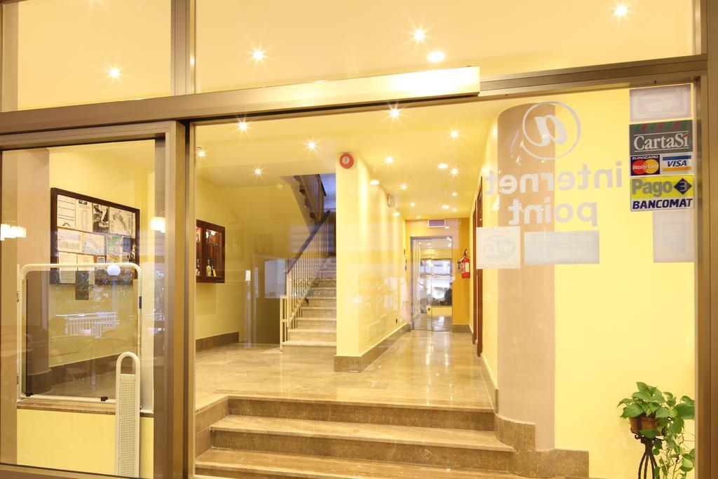 Residence Hotel Kriss Deiva Marina Exterior photo